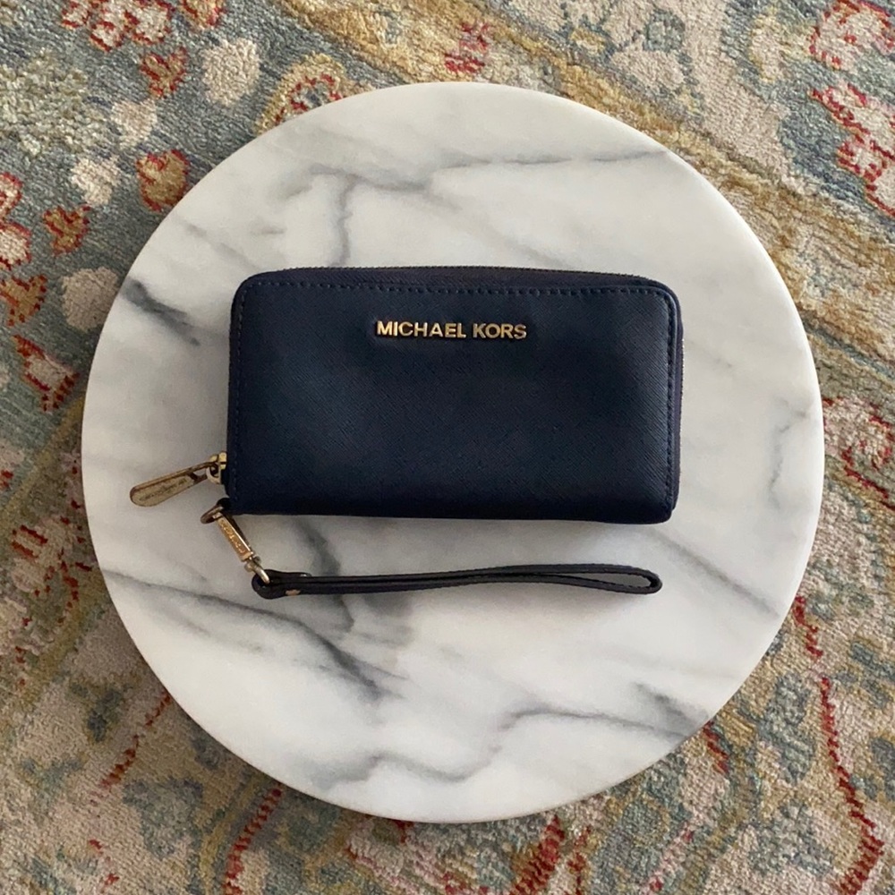 Michael Kors Wallet/Wristlet Navy Blue
